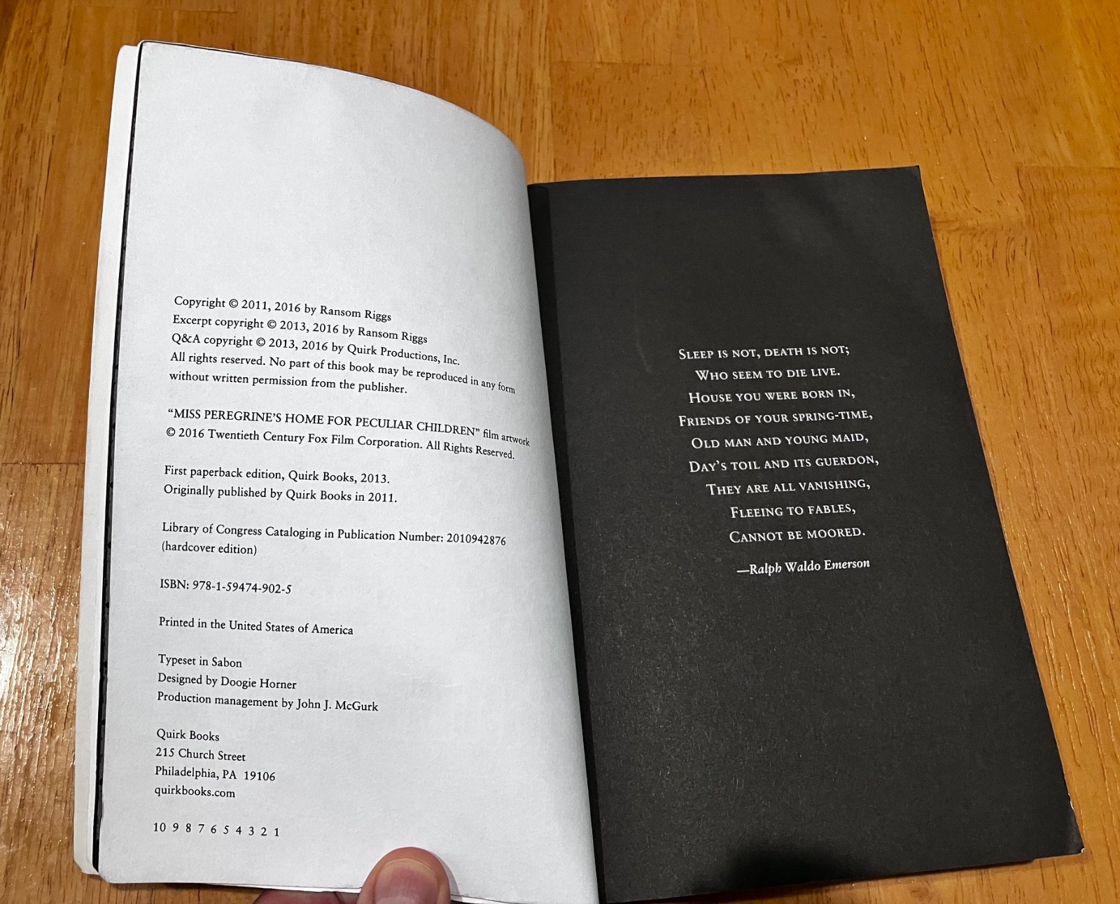 Miss Peregrine’s Peculiar Children Boxed Set by Ransom Riggs (2011), photos