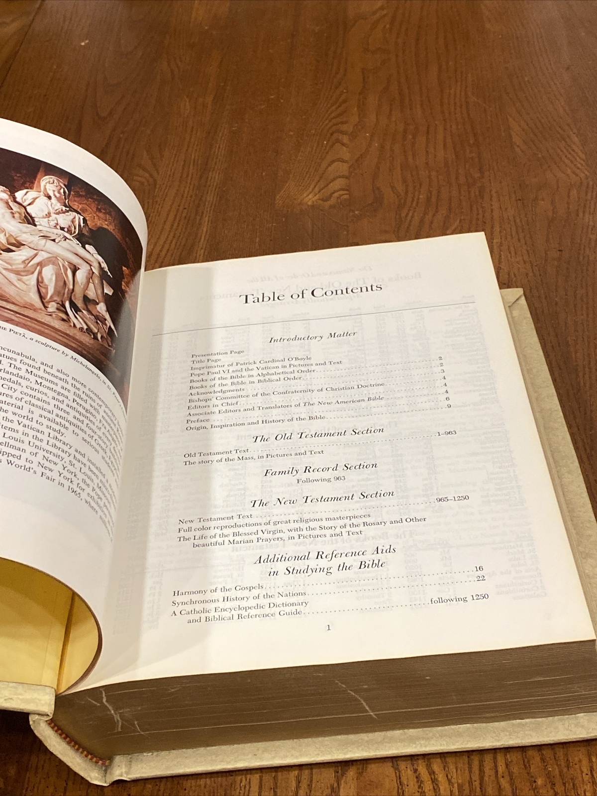 Large Holy Bible Fireside Family Edition Catholic NAB 1971-1972 VERY GOOD+