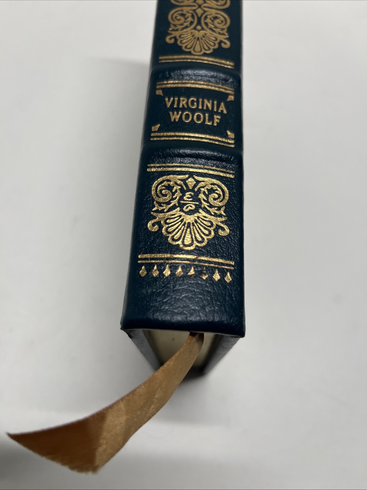 EASTON PRESS: To The Lighthouse: Collector’s Ed Virginia Woolf – 1999 Leather HC