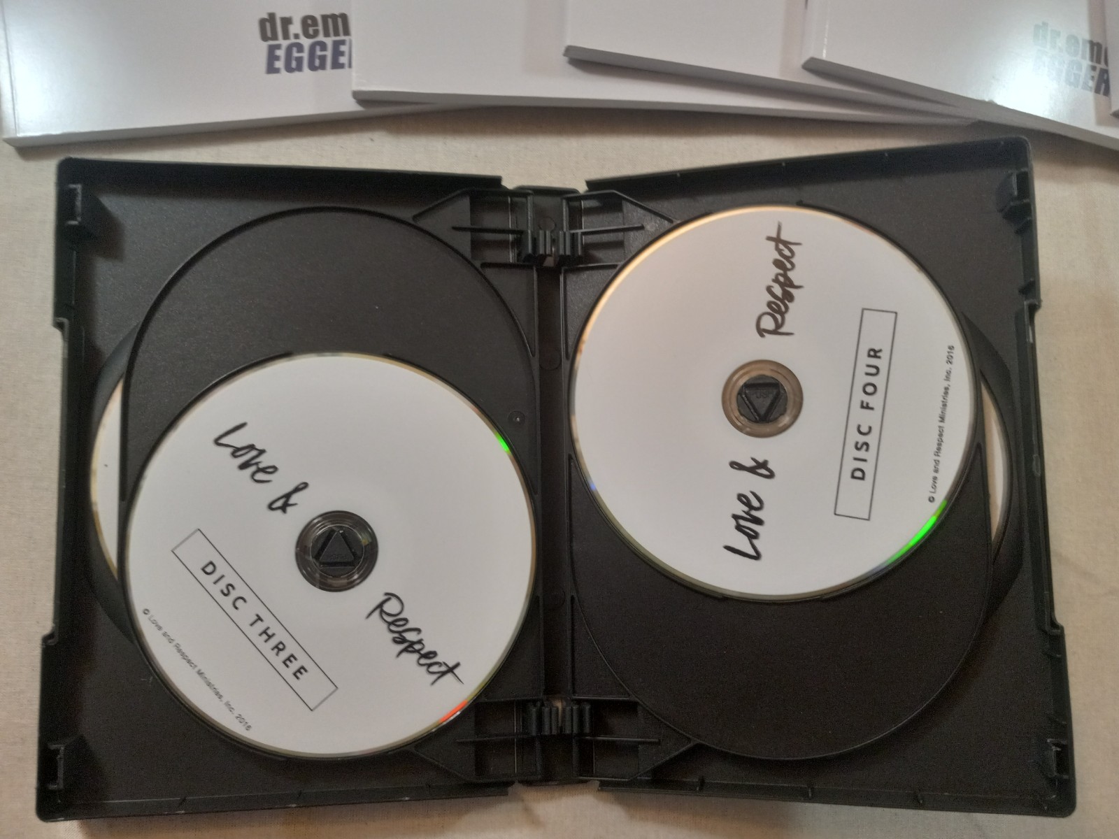 Love & Respect – 5 DVD – Dr. Emerson Eggerichs + 6 Small Group Discussion Guides