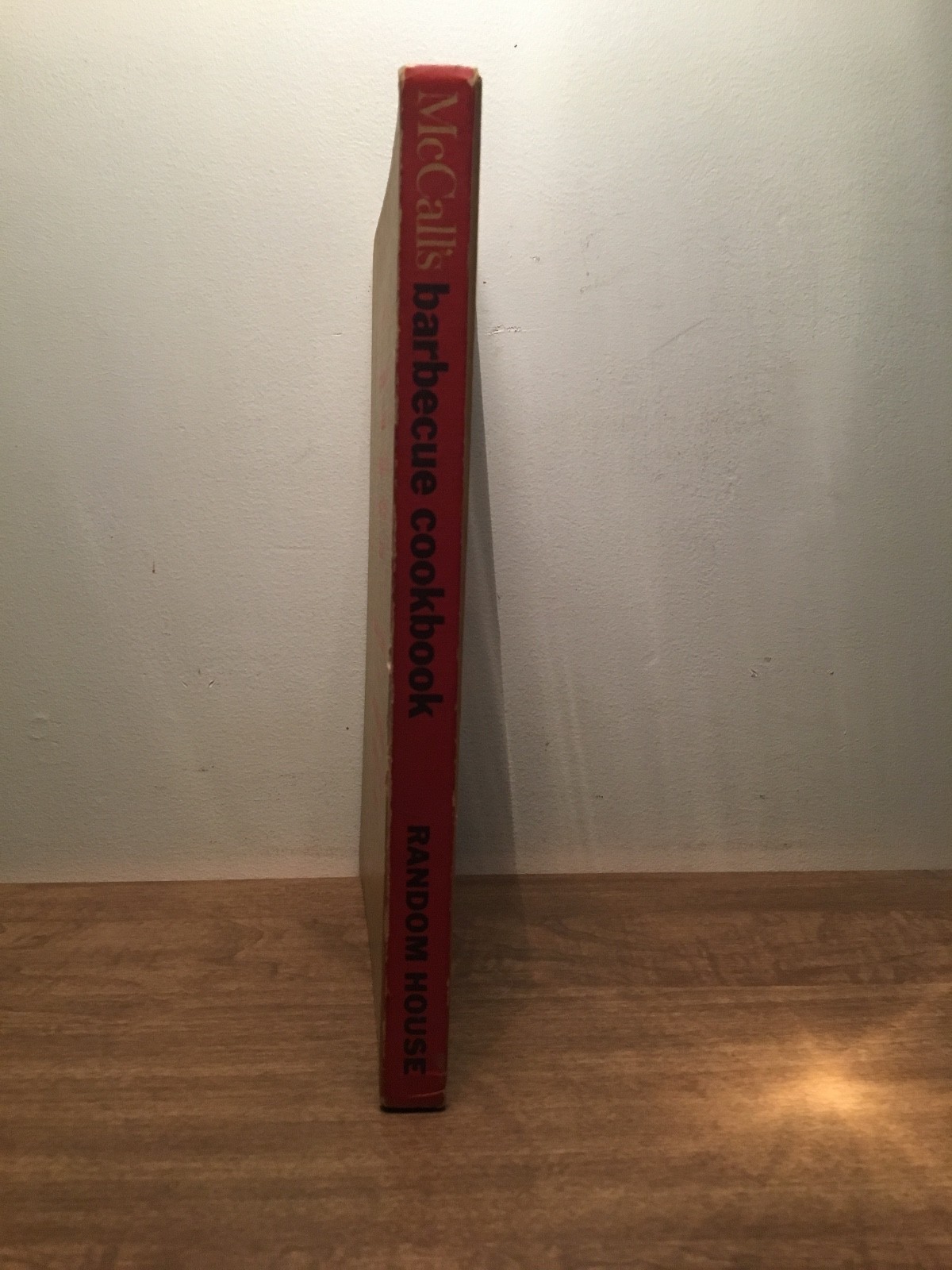 McCall’s BARBECUE COOKBOOK 300 Illustrated Recipes 132 Pages 1st Hardcover 1965