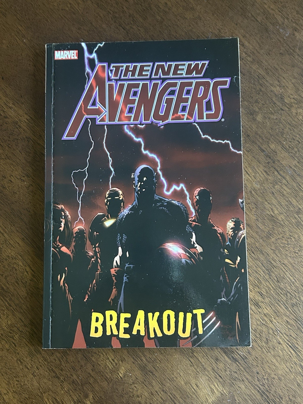 The New Avengers Volume 1 Breakout TPB Marvel Brian Michael Bendis First Print