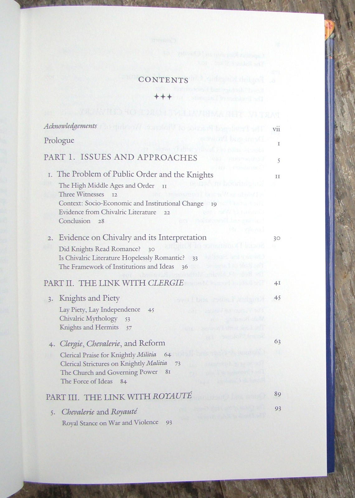 Chivalry And Violence In Medieval Europe ~1999 HC~ Oxford Women Knight Fight ⚔️