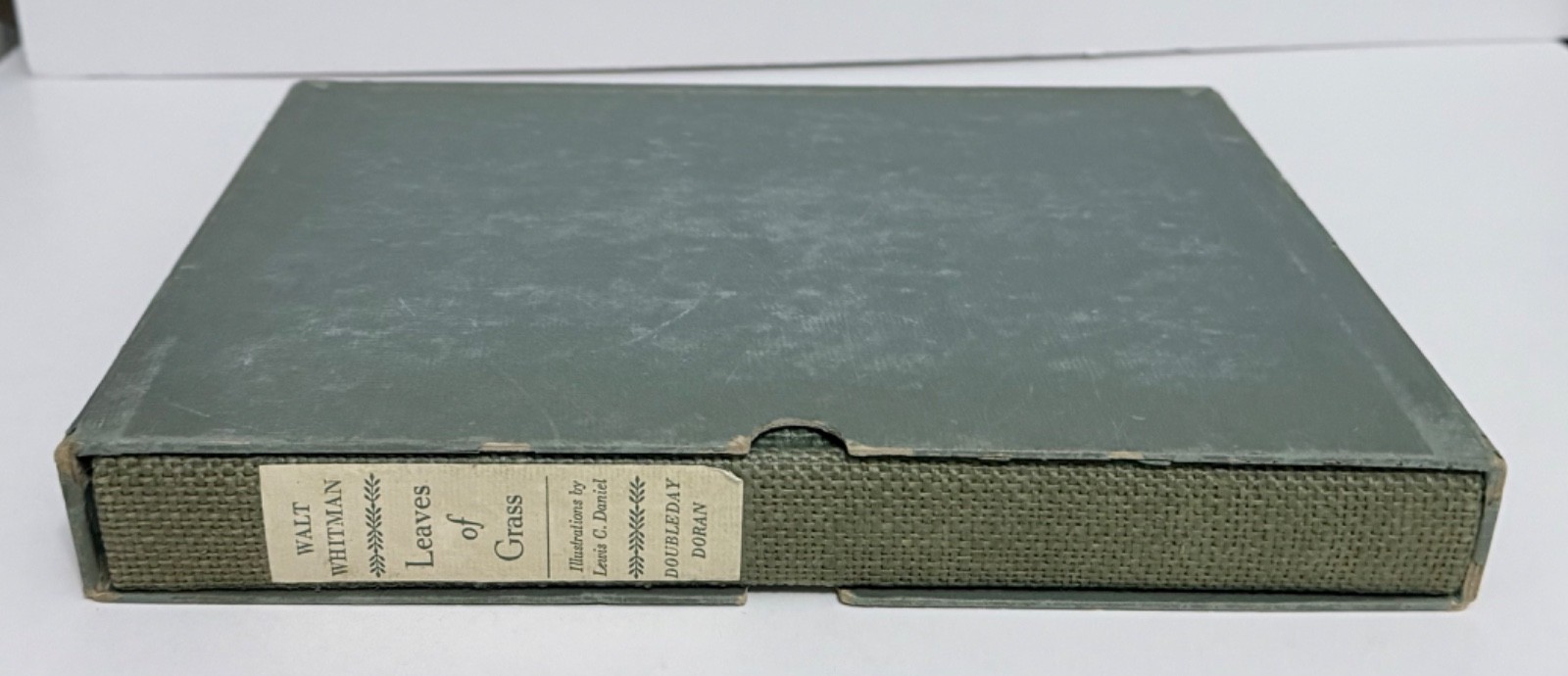 Leaves of Grass by Walt Whitman Illustrated by Lewis Daniel 1940 HC & Slipcase
