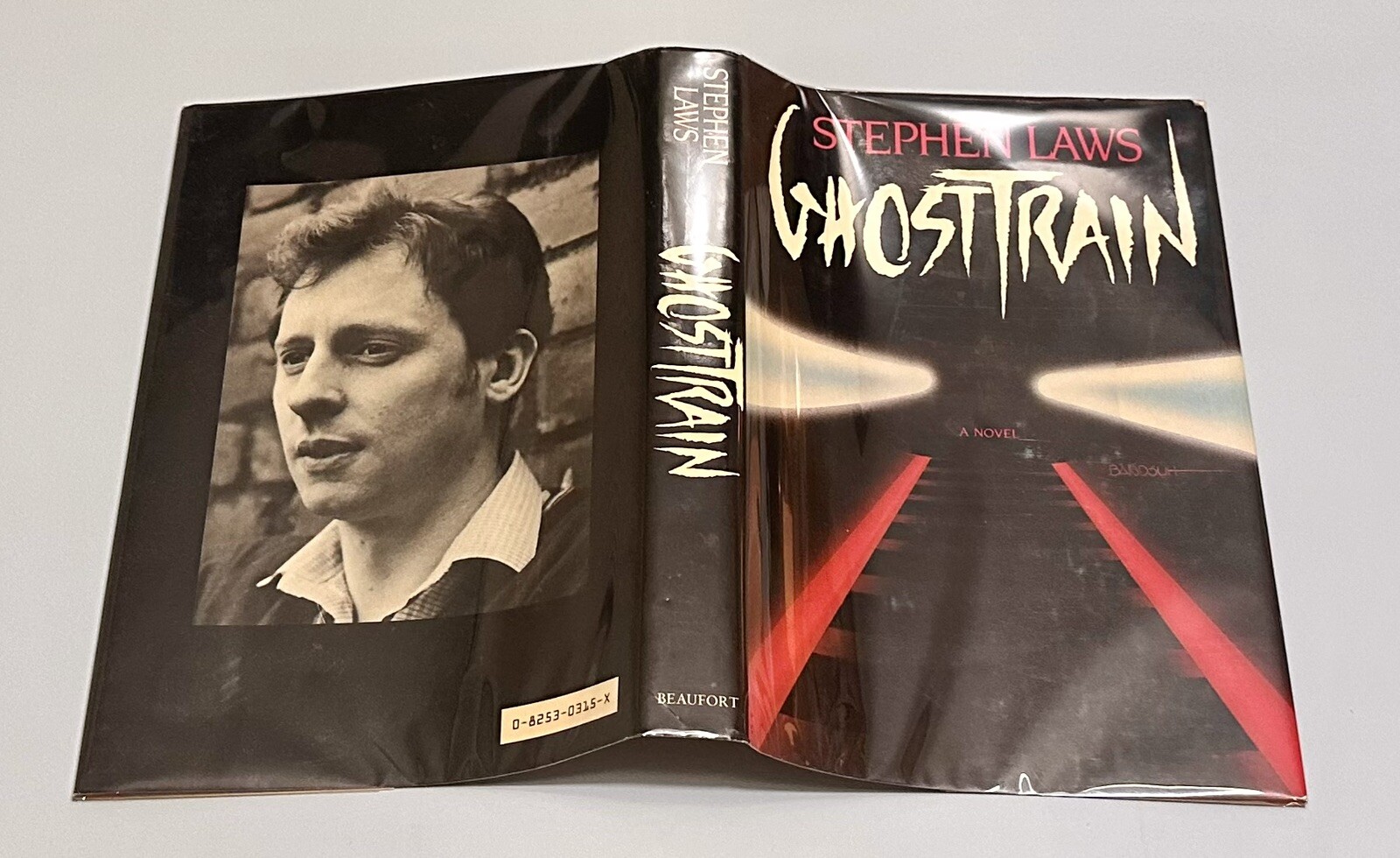 Ghost Train by Stephen Laws 1985 HC/DJ/1st Edition