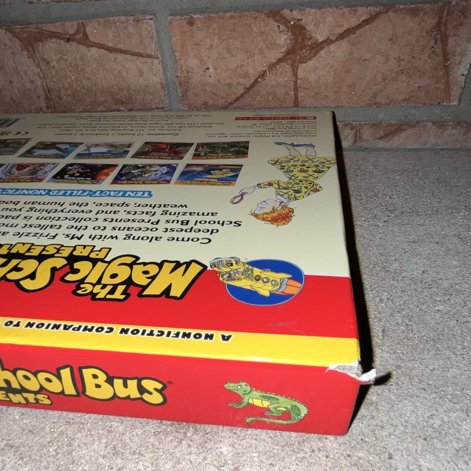 Scholastic Magic School Bus Presents 10-Book Box Set