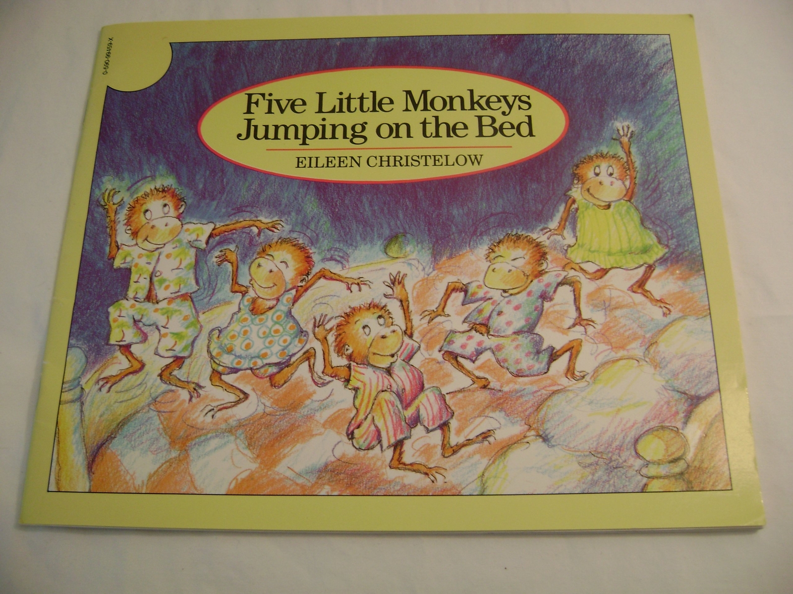 Five Little Monkeys Jumping on the Bed – Eileen Christelow – paperback – Goo…