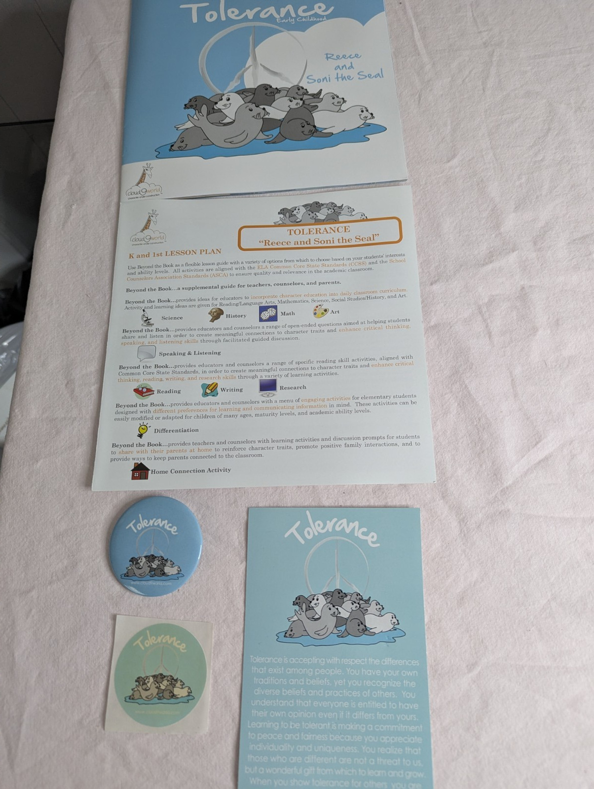 Home School Teachers Cloud 9 world character book TOLERANCE k-1st poster kit