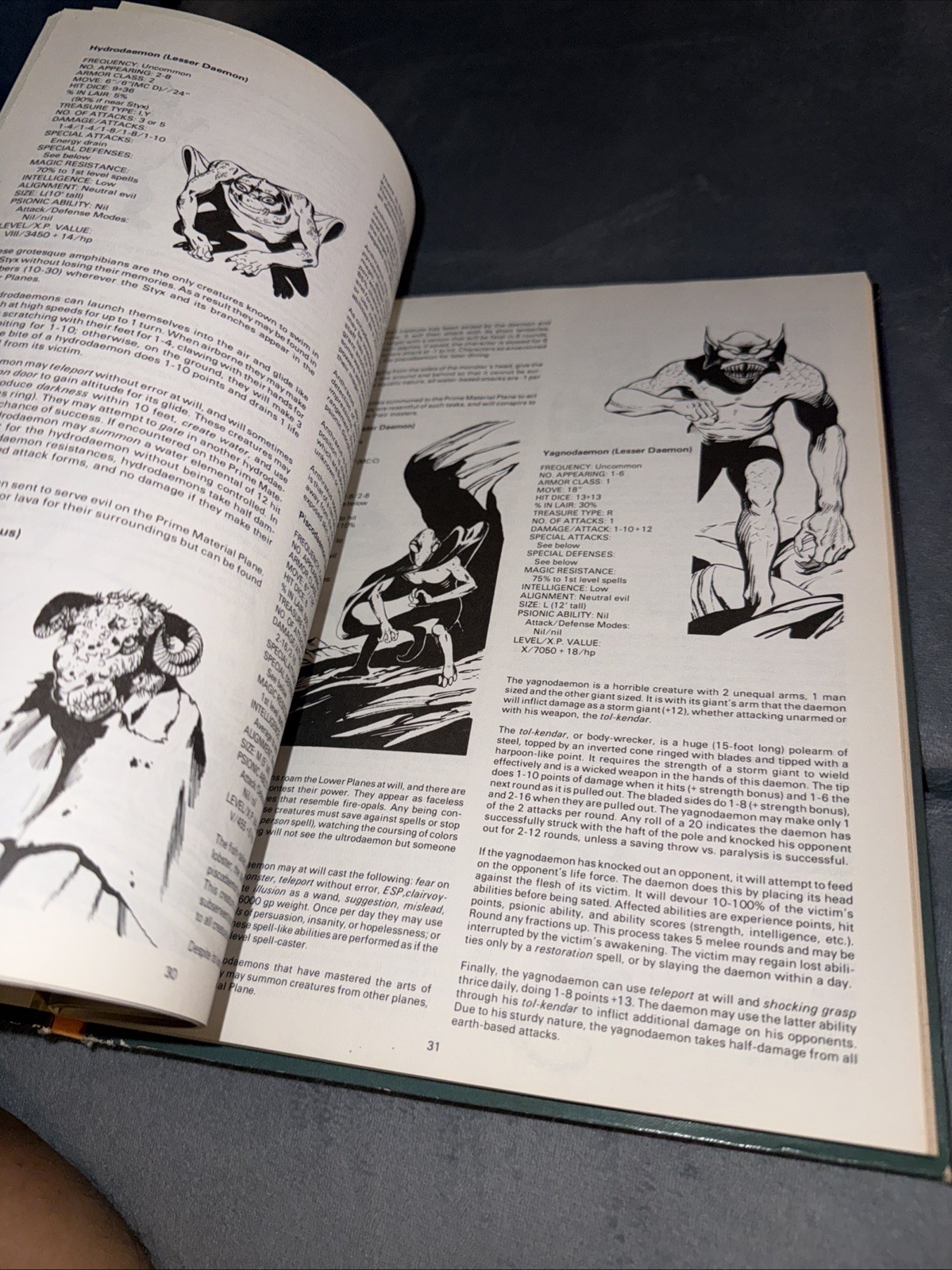 Monster Manual II AD&D #2016 Advanced Dungeons and Dragons 1983 TSR Hardcover