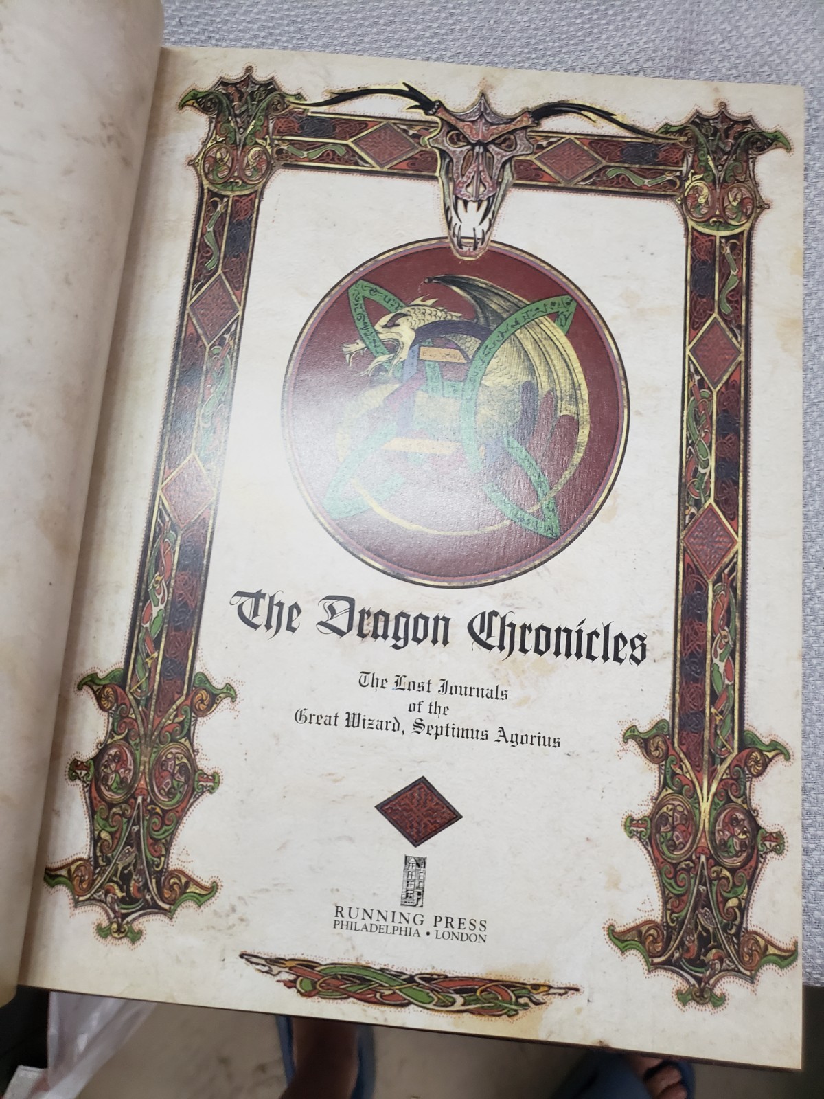 Dragon Chronicles by Malcolm Saunders (2002, Hardcover) (D)