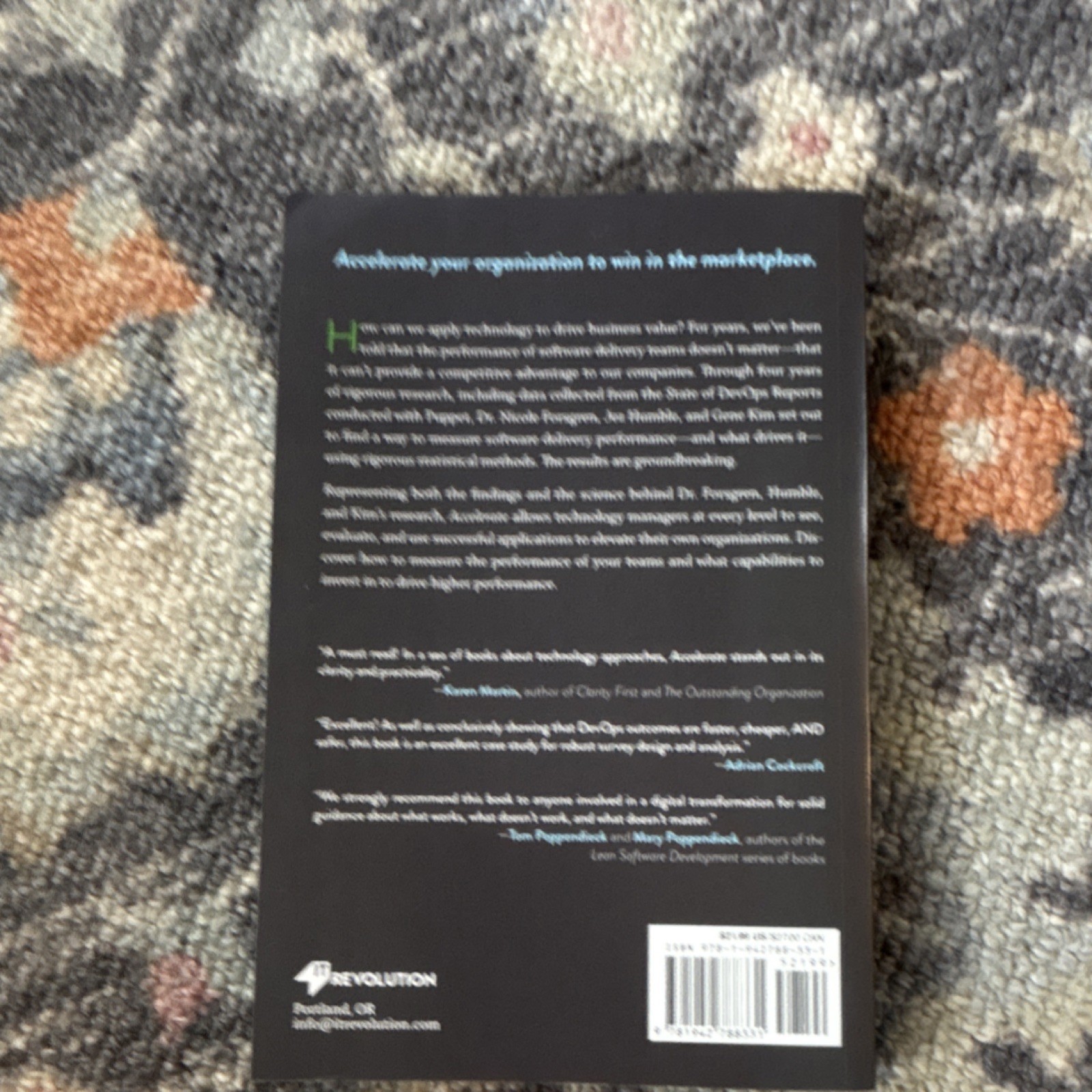IT Revolution Press Accelerate Lean Software DevOps Forsgren Kim Humble TP 2018