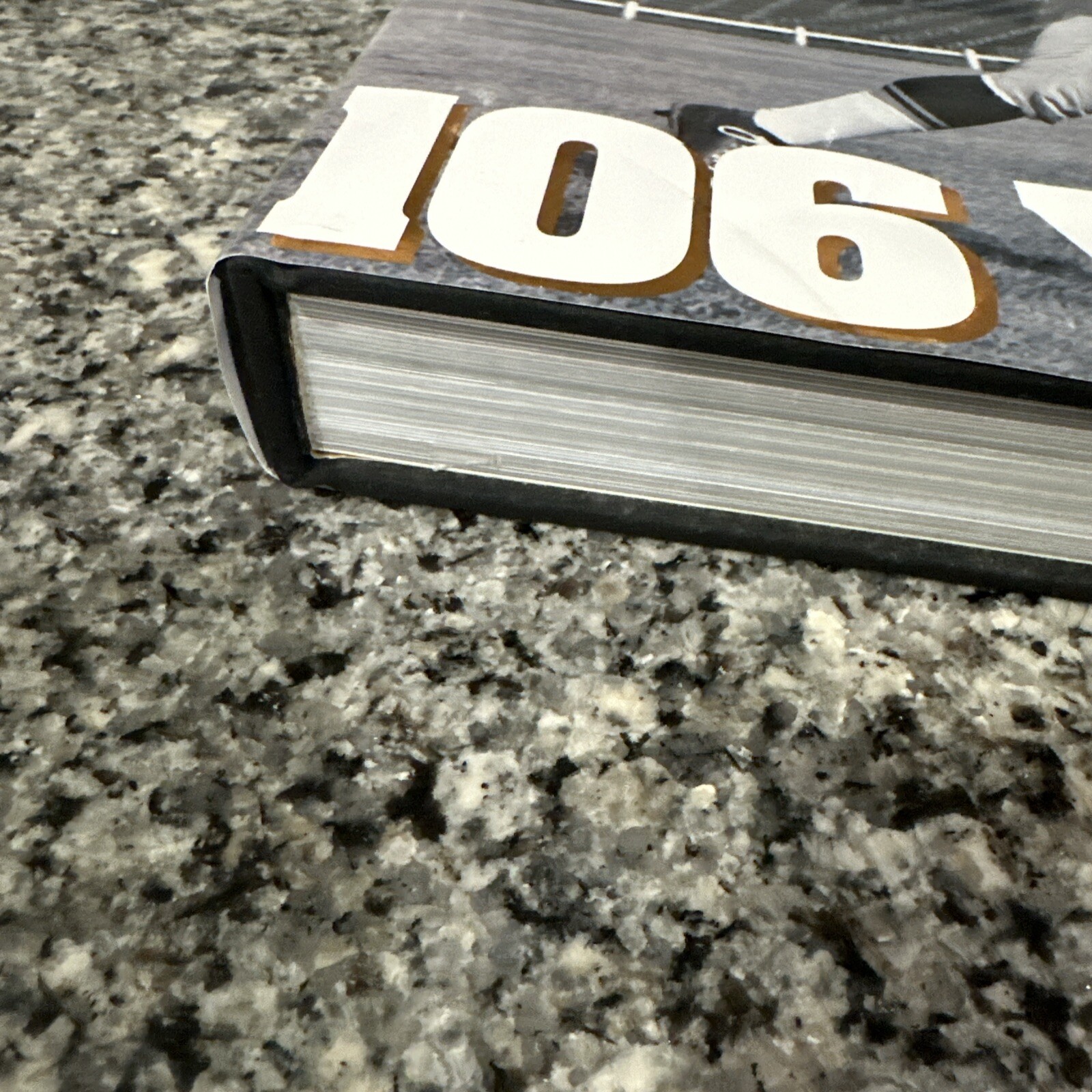 106 Yards Al Hoagy Carmichael-2006-394 pages XXL Book Size NFL Football VG