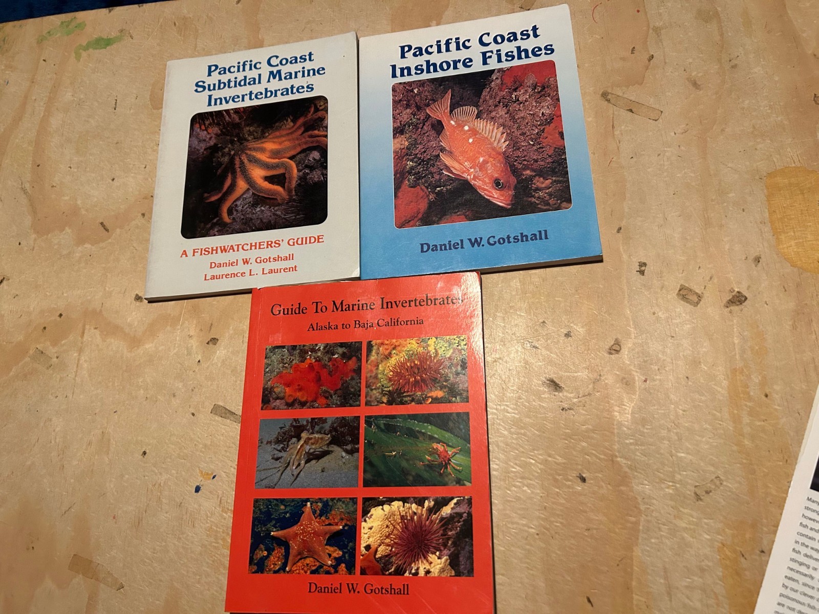 Lot 3 books on Pacific Coast Marine Invertebrates Inshore Fishes D.W. Gotshall
