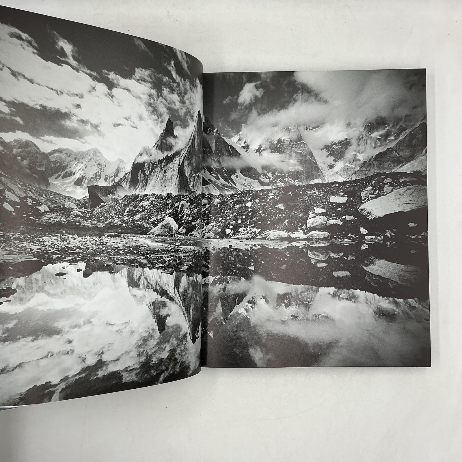 There And Back Photographs From The Edge Jimmy Chin Blue HC 2021 Ten Speed Press