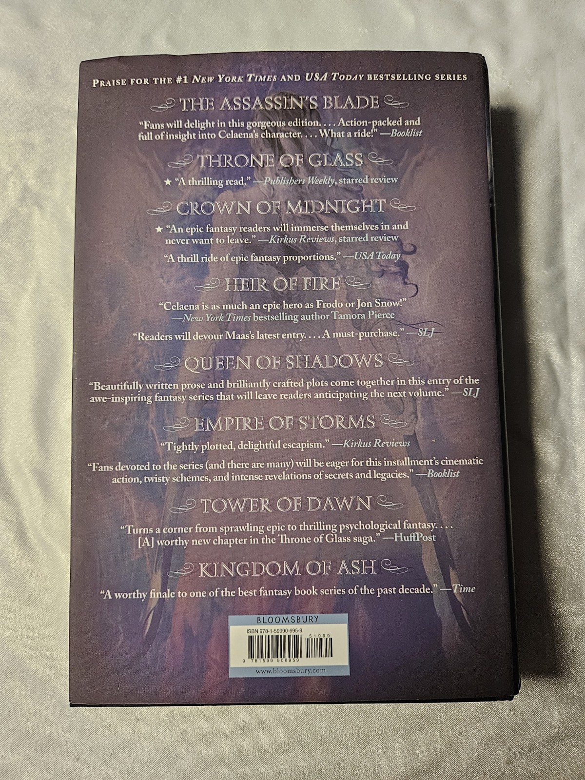 Throne of Glass by Sarah J Maas – 1st Edition Later Print OOP Cover Near Fine
