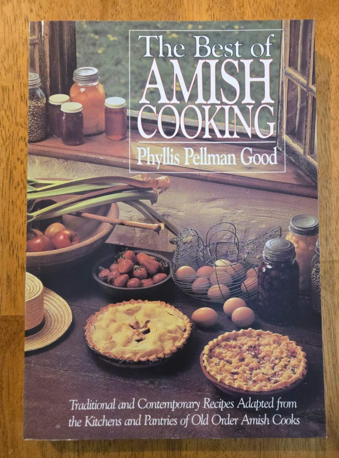 Lot of 8 American Cuisine Cookbooks / Booklets / Mags: Williamsburg, Salem, Amis