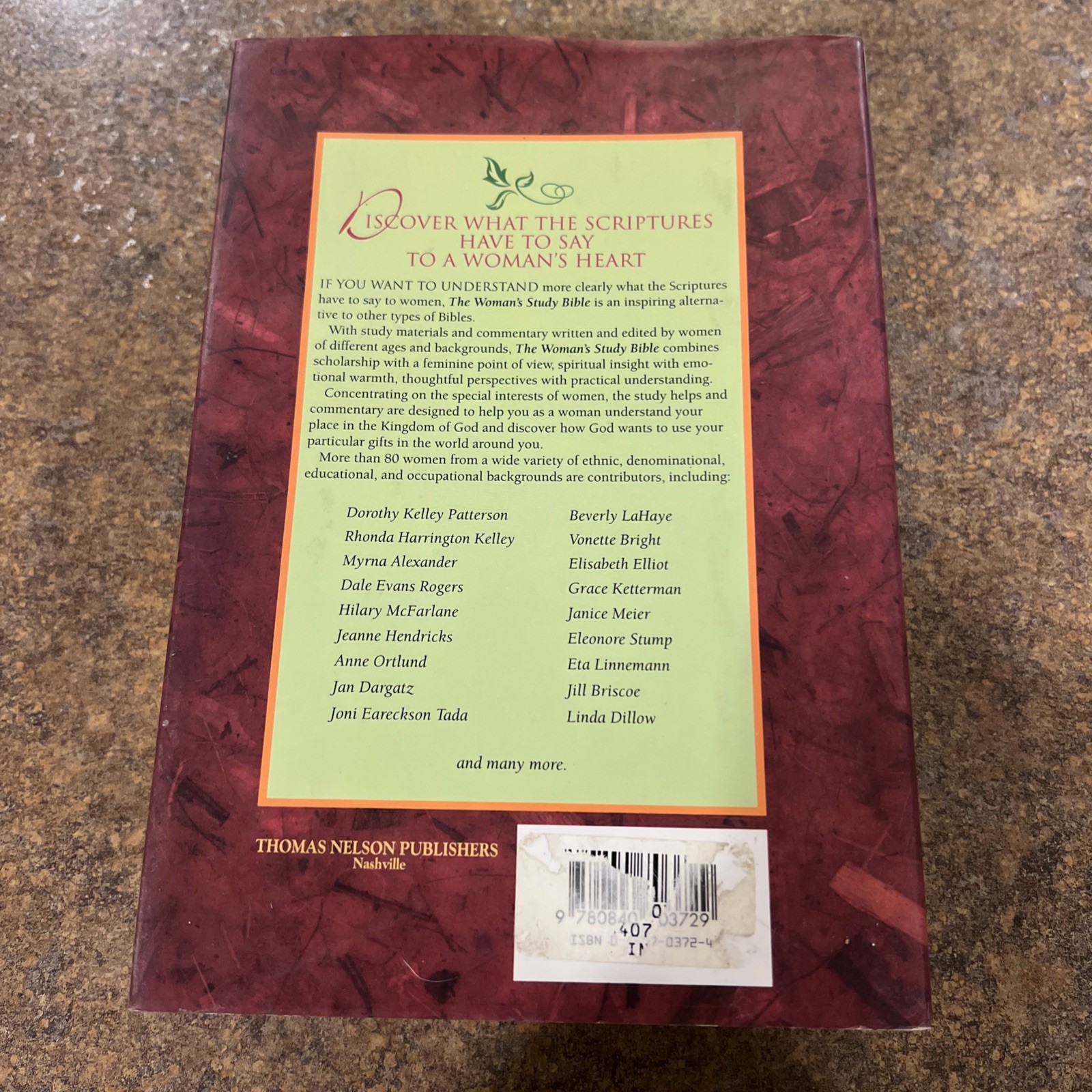 Woman’s Study Bible : Opening the Word of God to Women by Thomas Nelson…