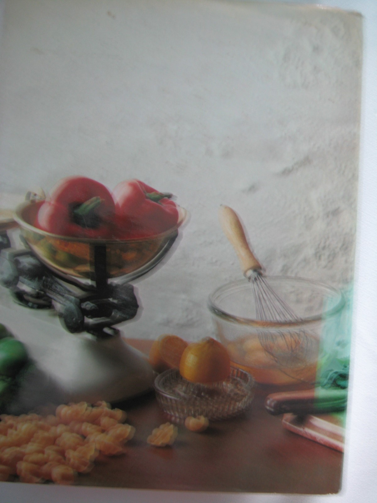 Vintage Cookbook the complete Cookery encyclopedia 456 pages England 1964