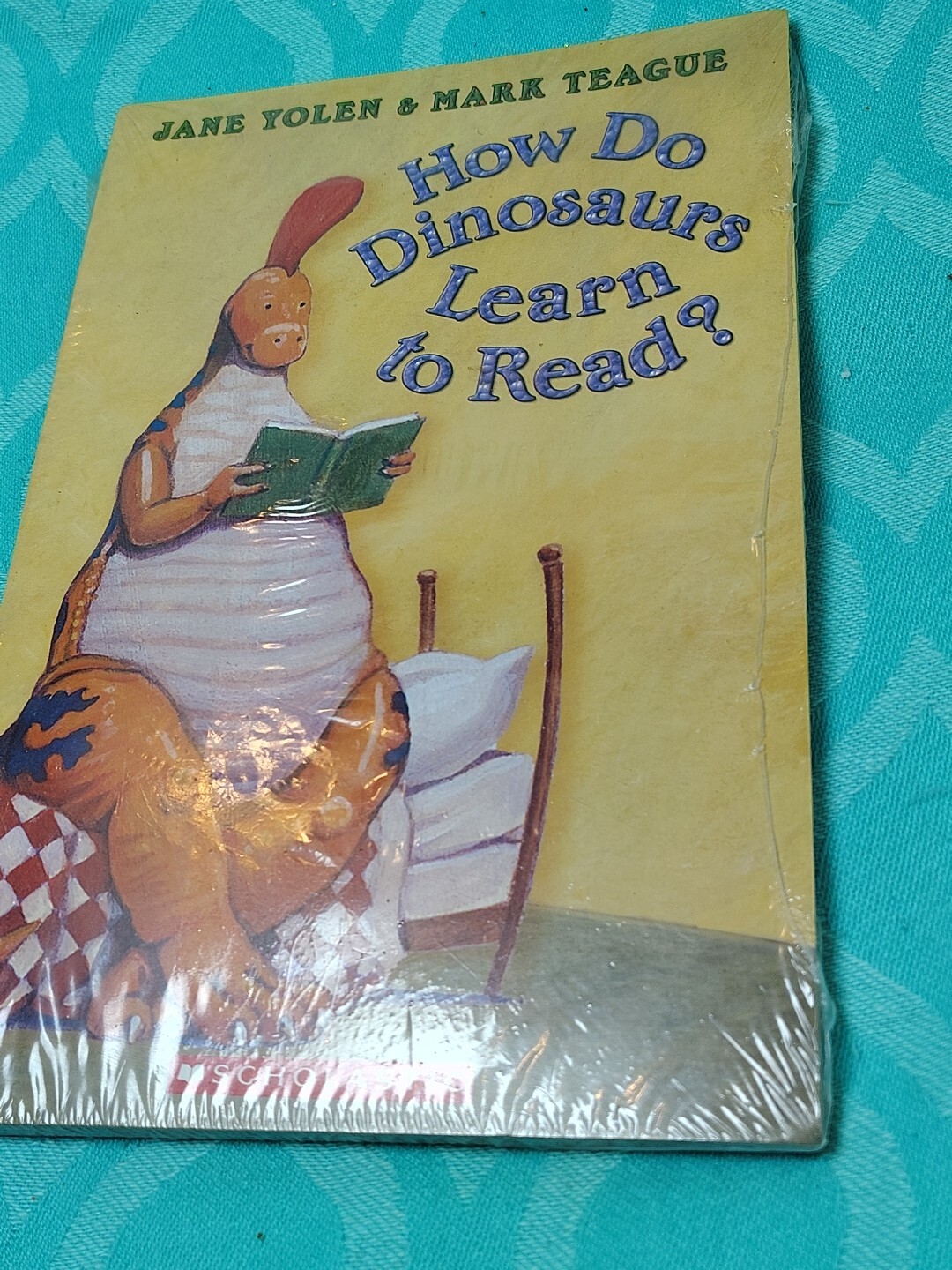 How Do Dinosaurs Learn to Read? by Jane Yolen; Mark Teague Factory Sealed New