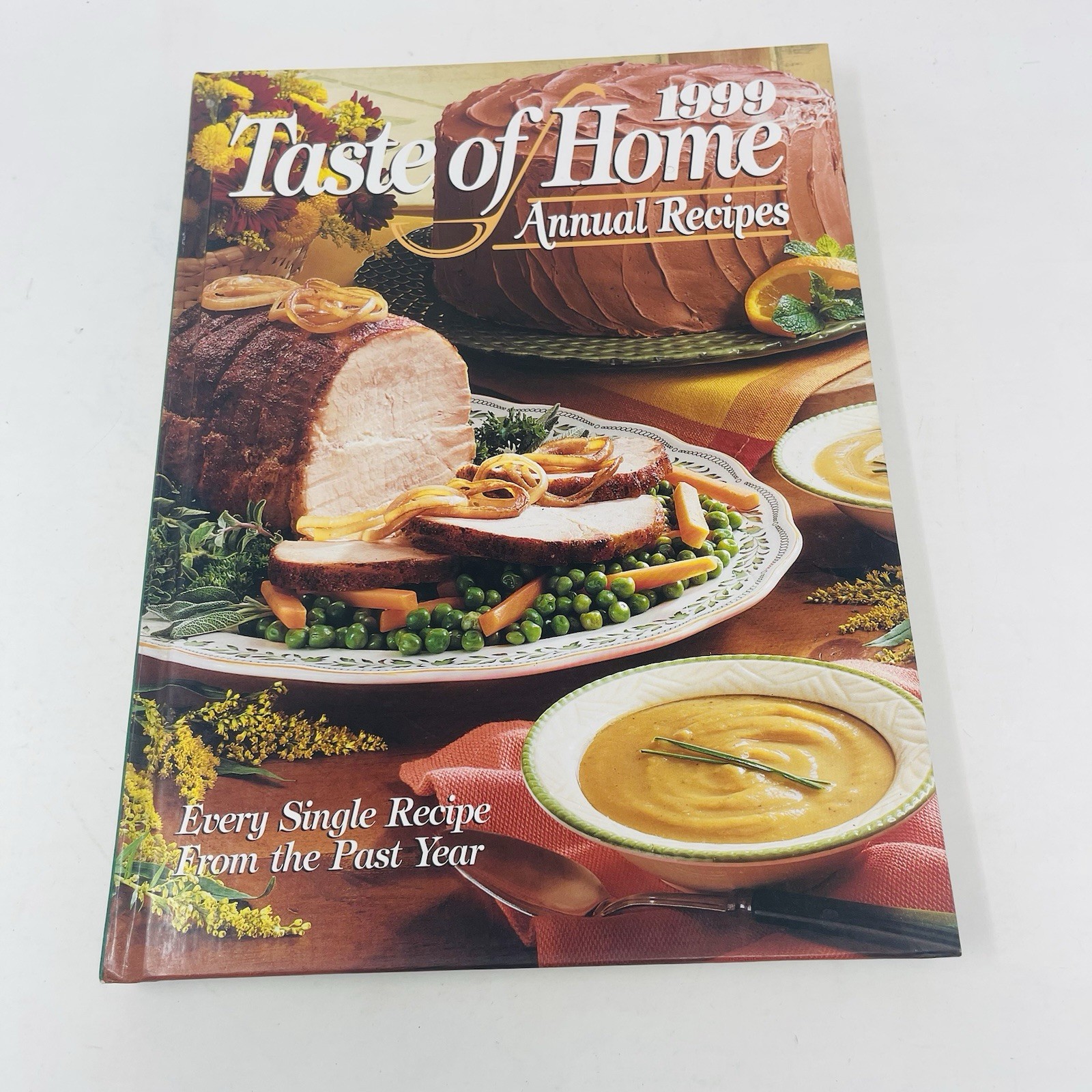 Lot of 4 Taste of Home Annual Recipes Cookbooks 1999-2002 HC Vintage