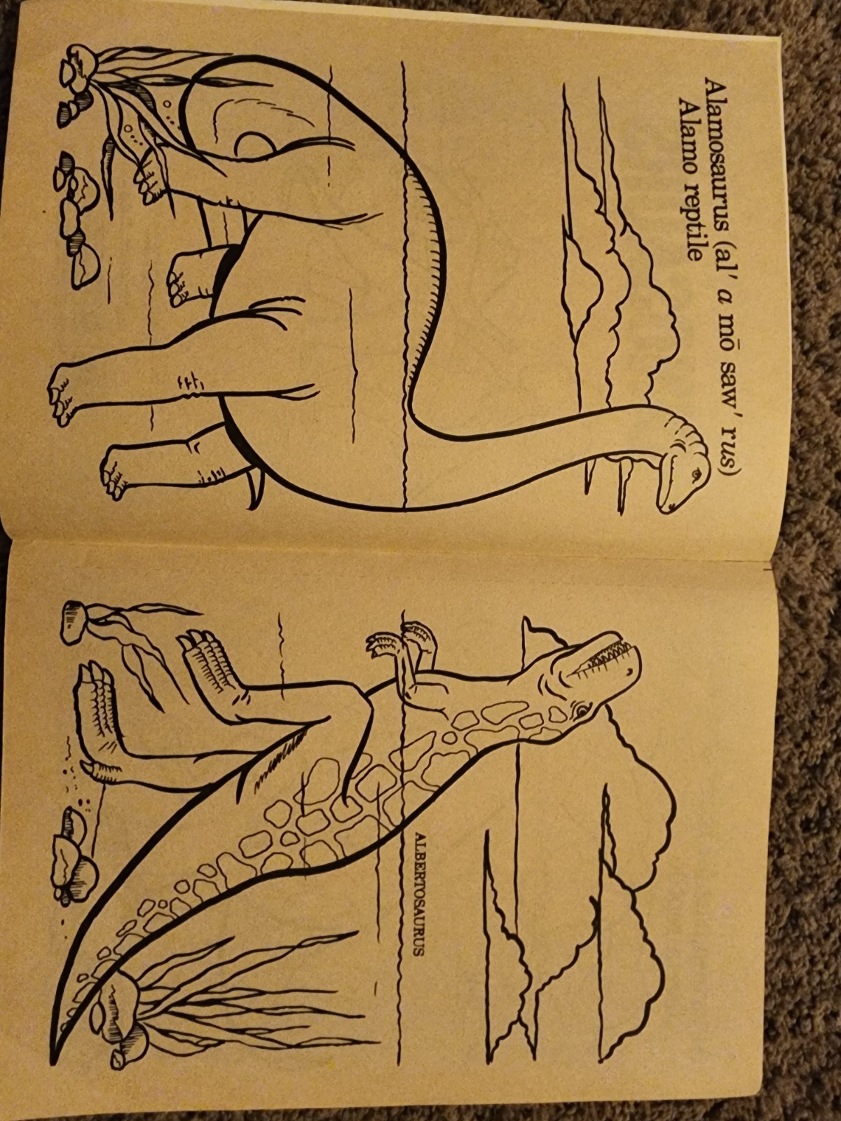 Vintage 1987 Golden Dinosaurs Giant Coloring Book 92 Pages Left Uncolored VTG