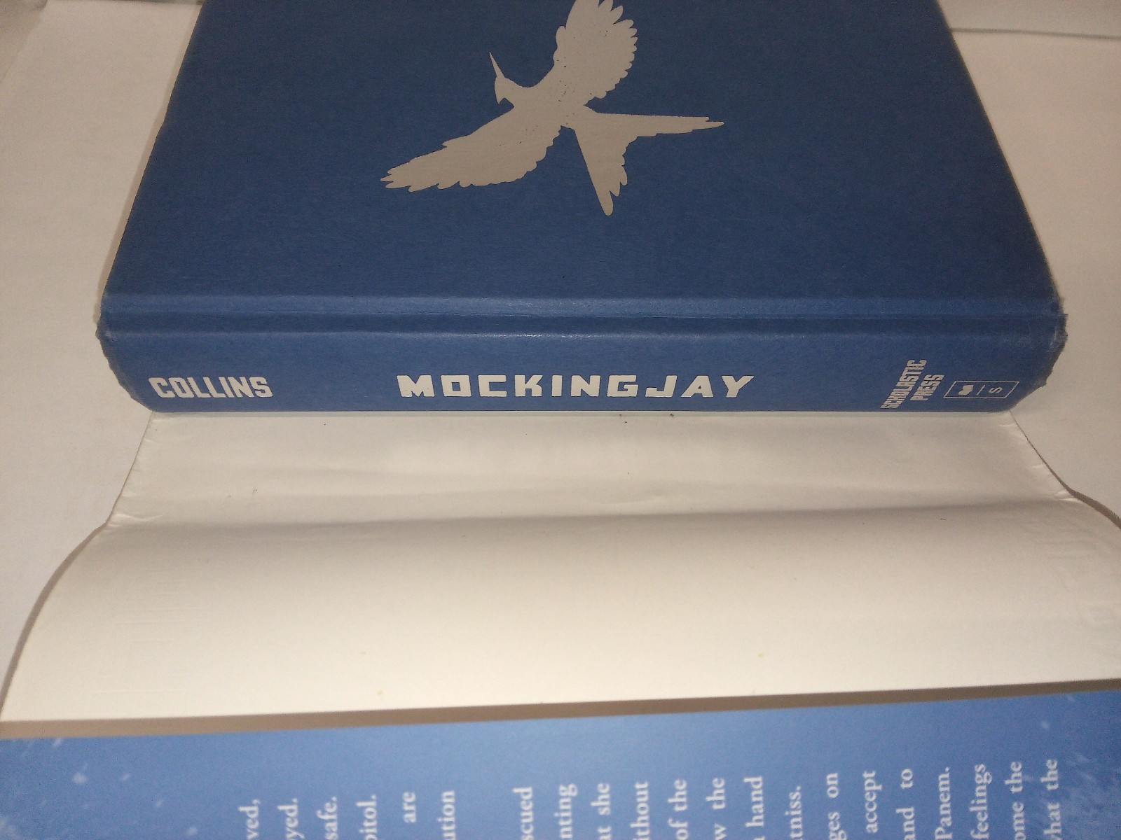 Mockingjay, Rare 2010 Book Tour Signature (The Hunger Games) Suzanne Collins