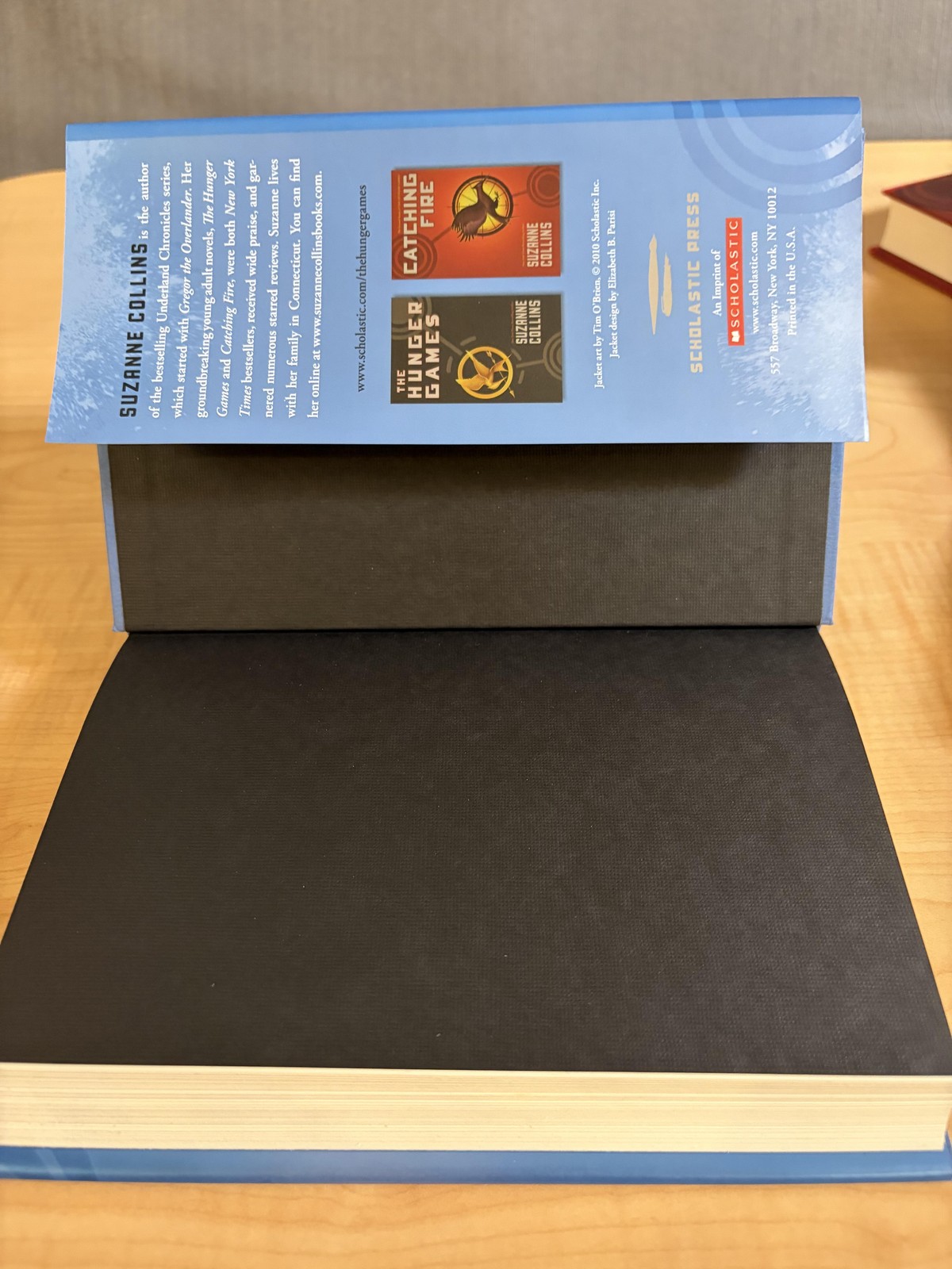 Hunger Games Trilogy Boxed Set 3 Books Suzanne Collins Scholastic Hardcover