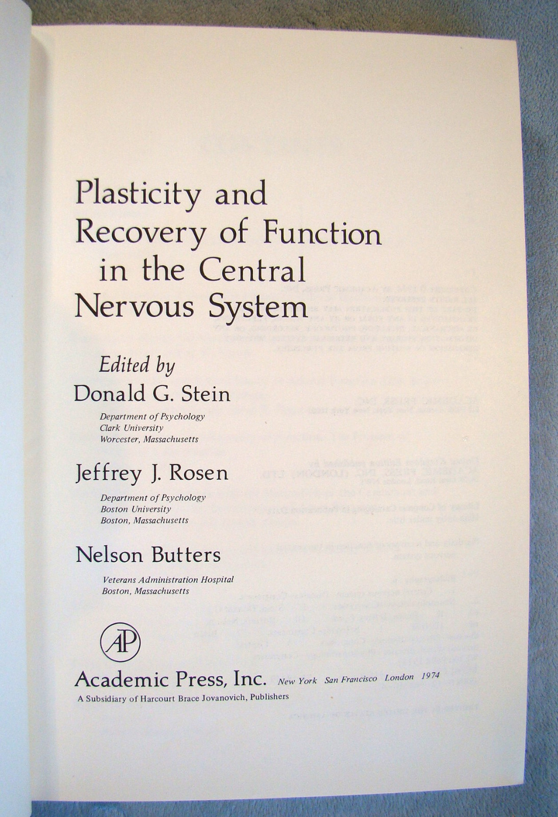 Plasticity And Recovery Of Function In The Central Nervous System ~1974 HC~ Eye