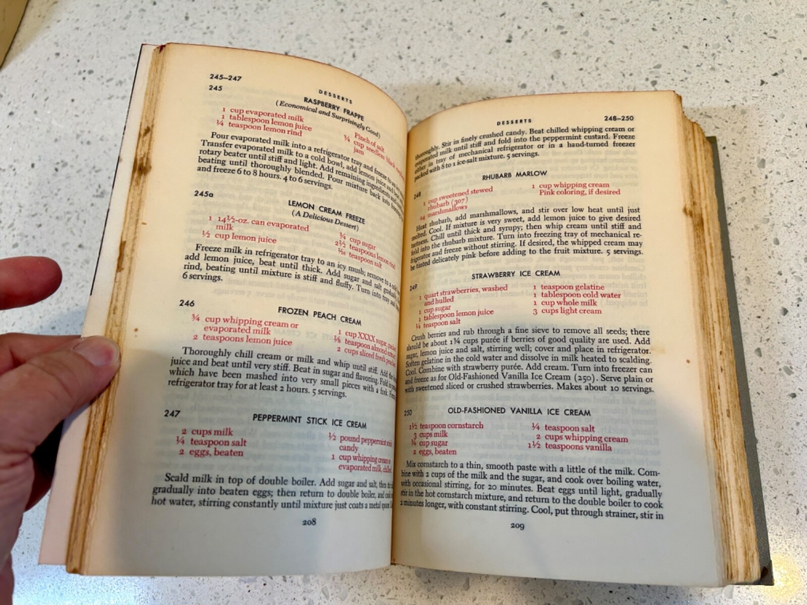 META GIVEN The Modern Family 1953 Cookbook – Vintage Hard Cover – 632 Pages