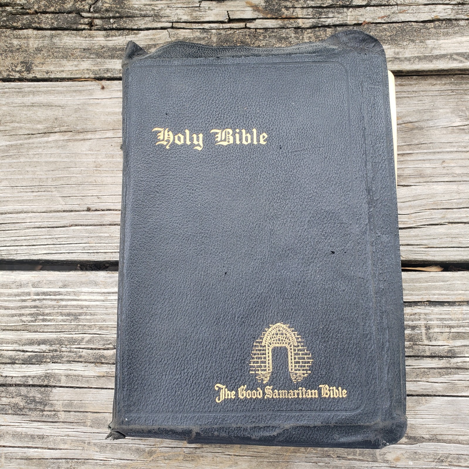 1941 HOLY BIBLE “The Good Samaritan” Illuminated King James Version Red Letter