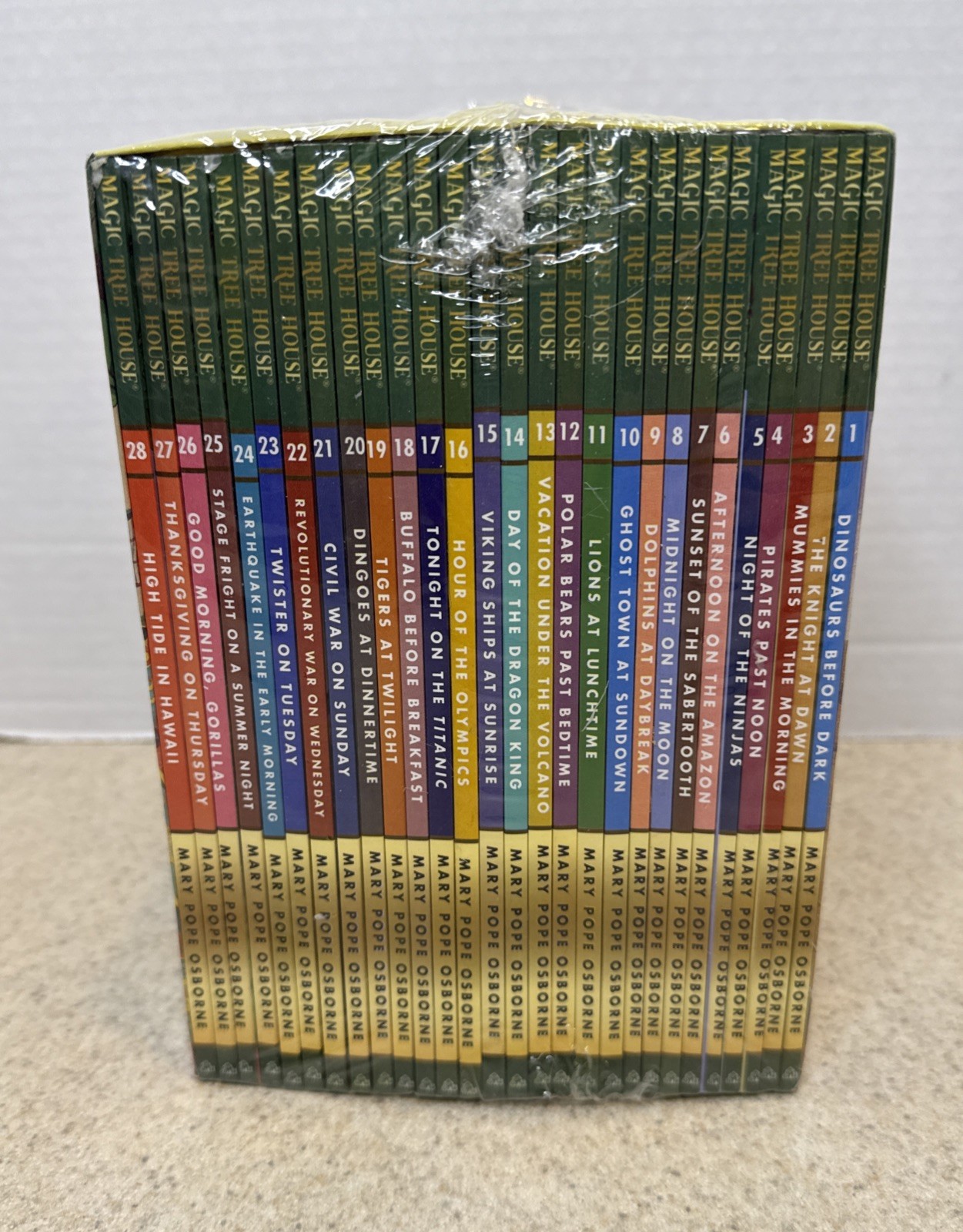 Magic Tree House Books 1-28 Boxed Set by Mary Pope Osborne (2008, Uk-Trade…
