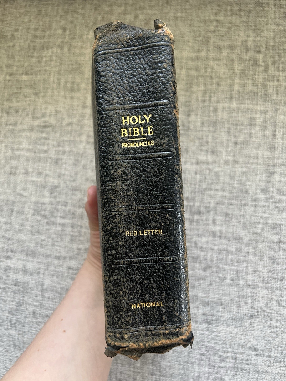 National Bible Press Holy Bible ☆ Old And New Testament Pronouncing Red Letter