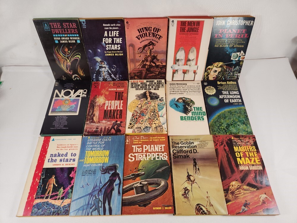 Pocket Paperbacks Lot of 61 Books Science Fiction Avon Signet Pyramid Dell +
