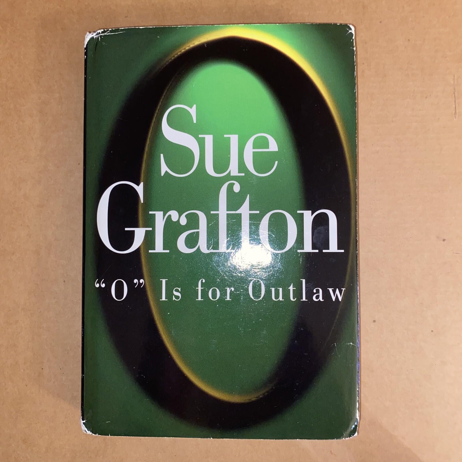 “O” Is for Outlaw , Sue Grafton HC DJ 1999 274 PAGES FREE SHIPPING IN USA