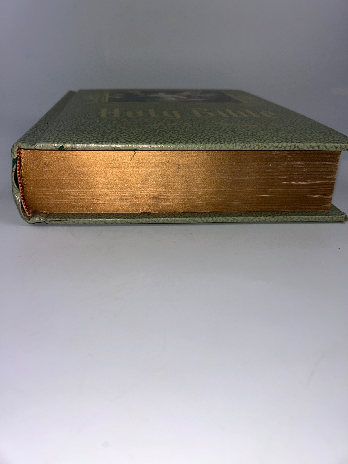 Catholic Holy Bible Heirloom Edition, Green Leather 12″X9″ Gold Edge KJV 1971