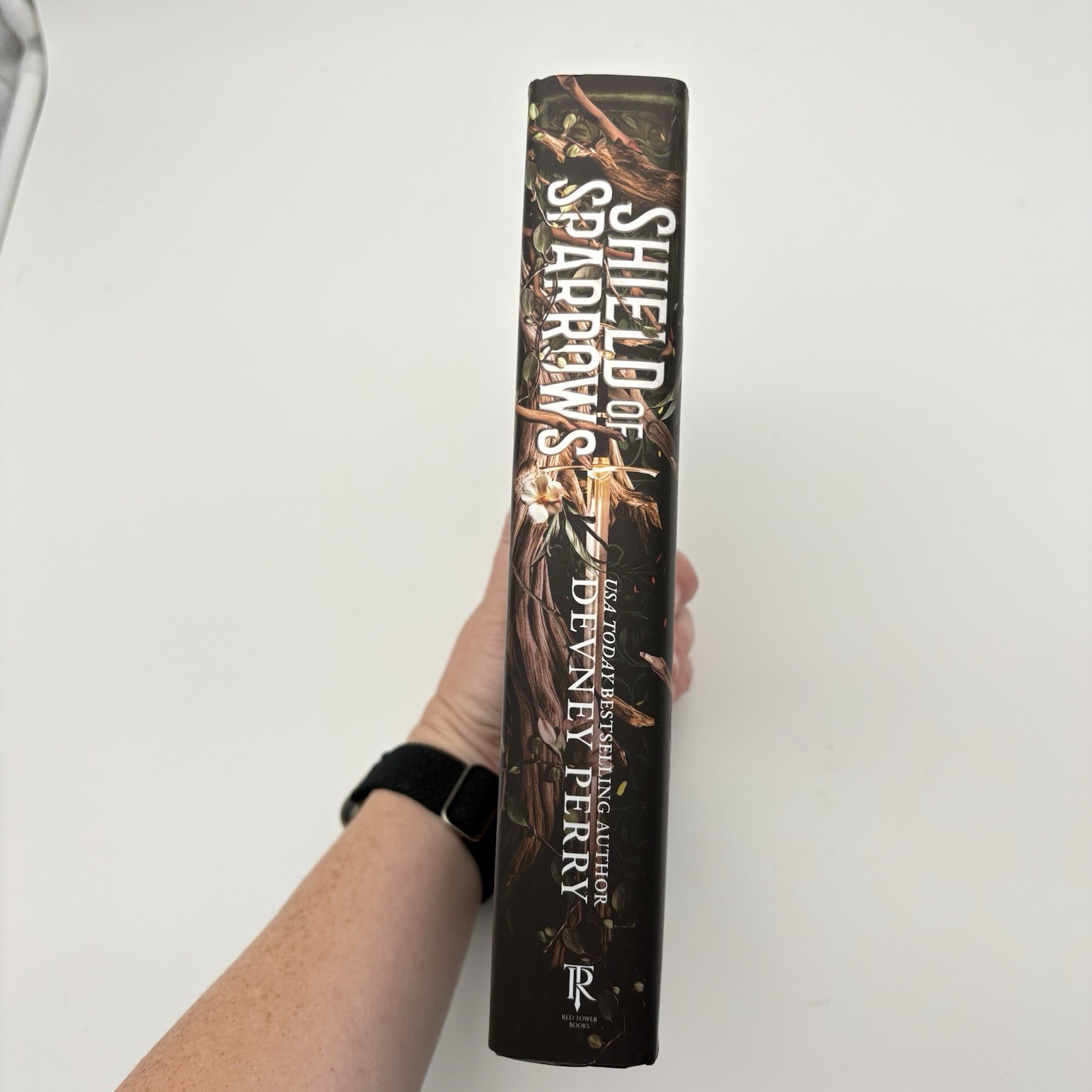 Shield Of Sparrows Deluxe Edition Sprayed Edges Devney Perry 1st Ed OOP