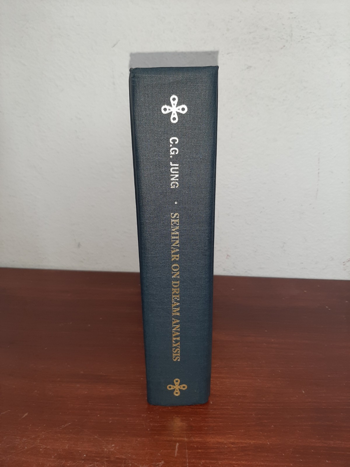 Dream Analysis Notes of the Seminar Given in 1928-1930 C.G. Jung Hardcover