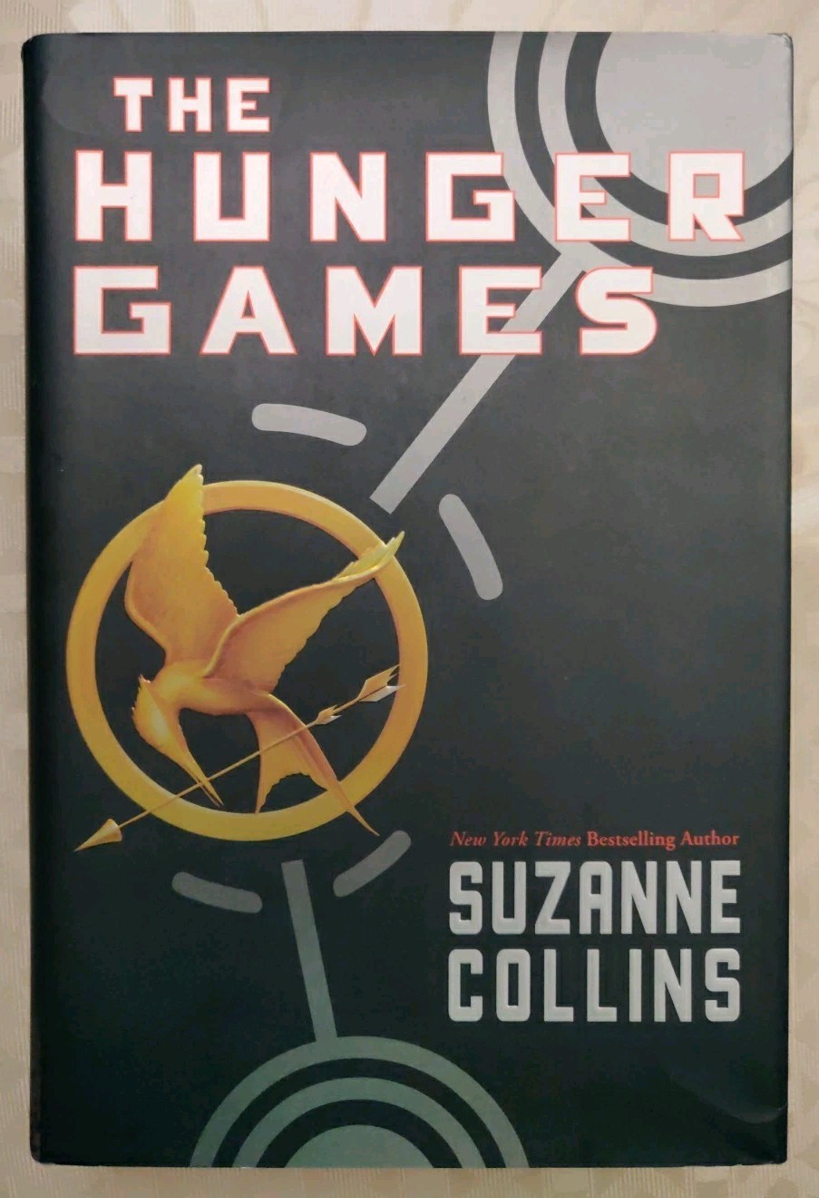 The Hunger Games by Suzanne Collins (1st Edition Hardcover 2008)