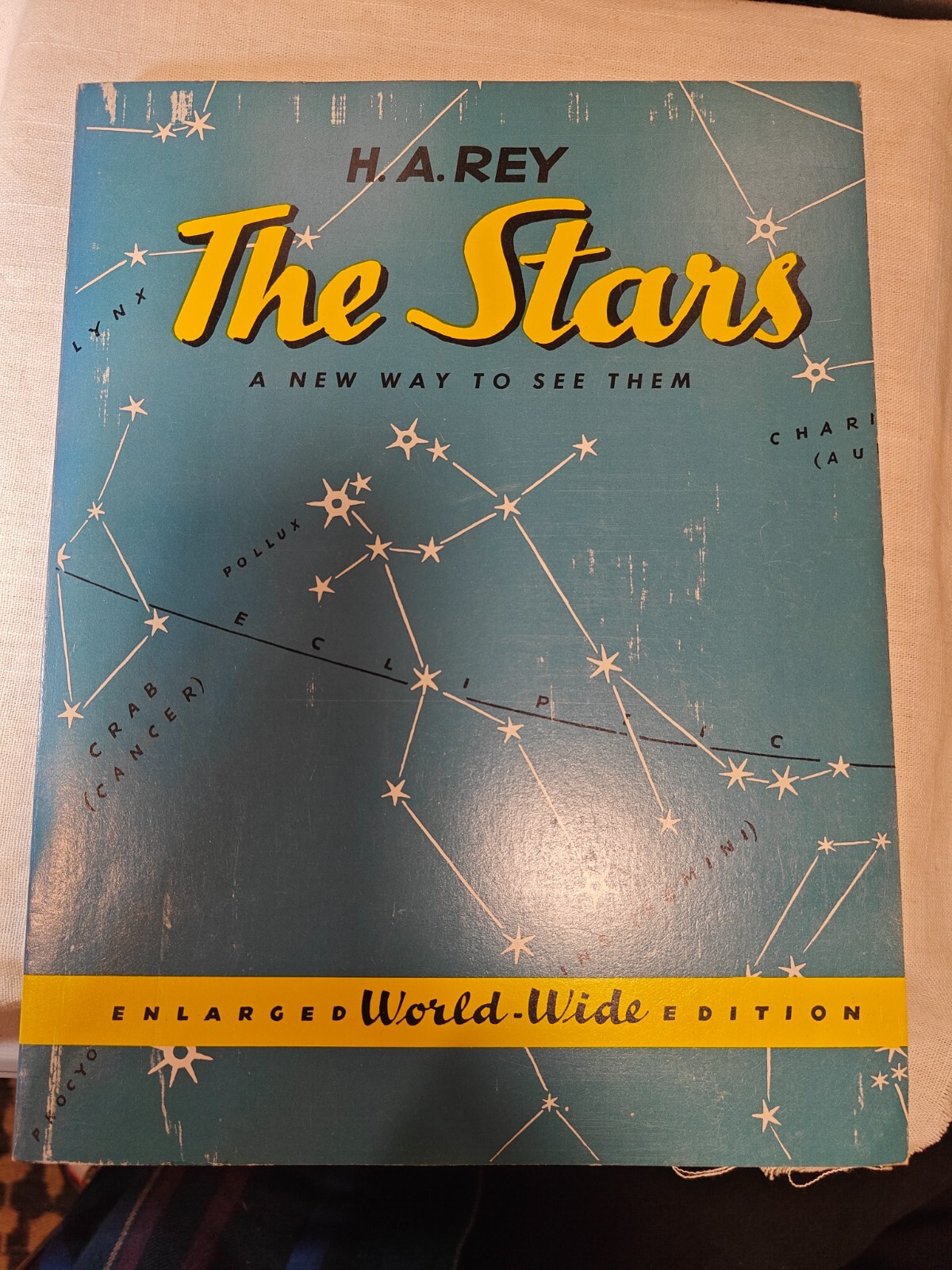 The Stars: A New Way to See Them by Rey, H. A.