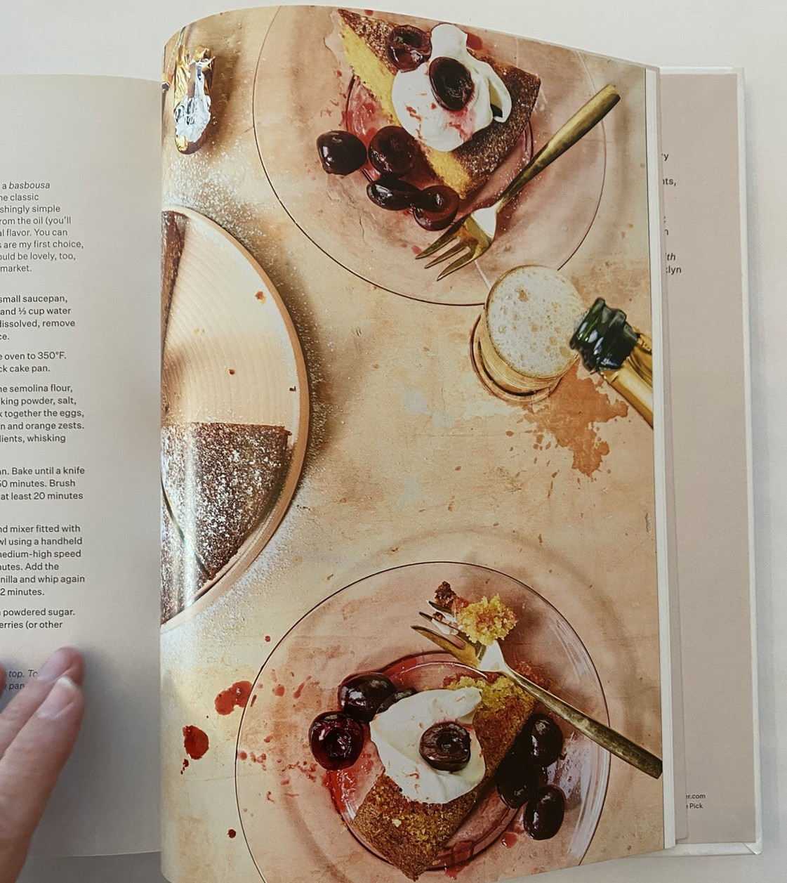 Eating Out Loud: Bold Middle Eastern Flavors for All Day, Every Day – VERY GOOD