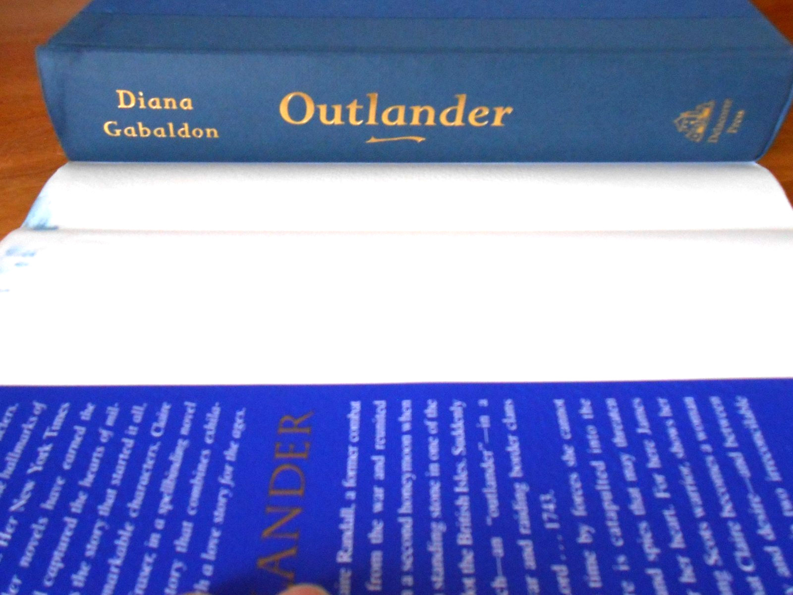 Diana Gabaldon OUTLANDER Delacorte Press 1991 – HC/DJ VGC