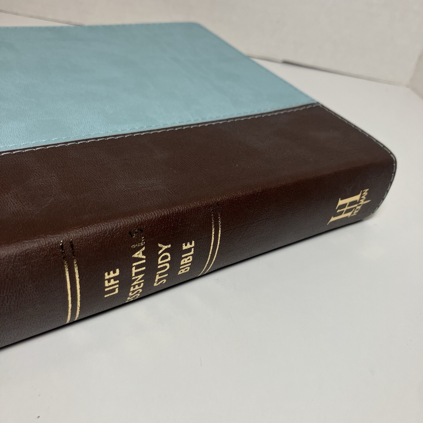 Life Essentials Study Bible, Brown/Blue Simulated Leather Indexed : Biblical…