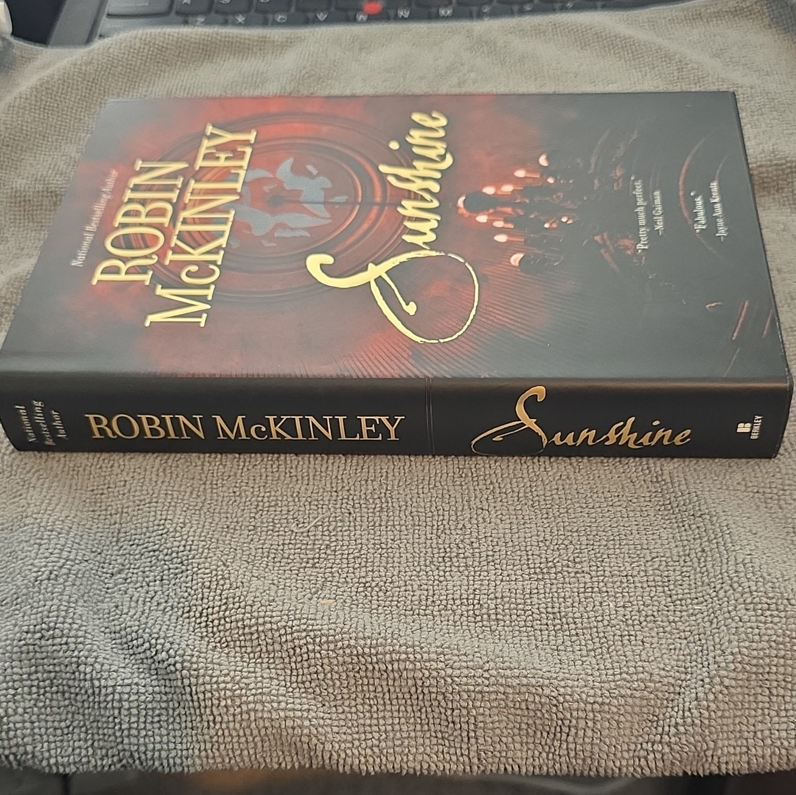 Sunshine Robin McKinley Vintage Hardcover Berkley Books 2003 Fantasy 1st Ed DJ
