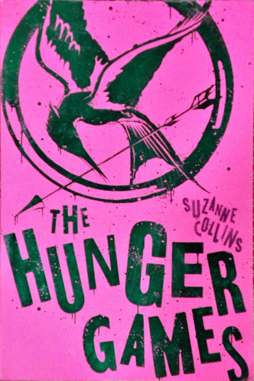 RARE The Hunger Games Propaganda Edition Box Set Neon Paperback (Read Condition