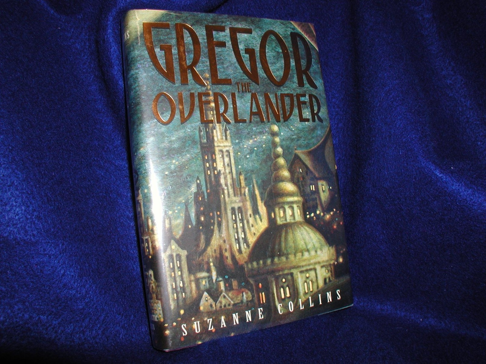 Gregor The Overlander (Underland Chronicles, 1) – hardcover Collins, Suzanne