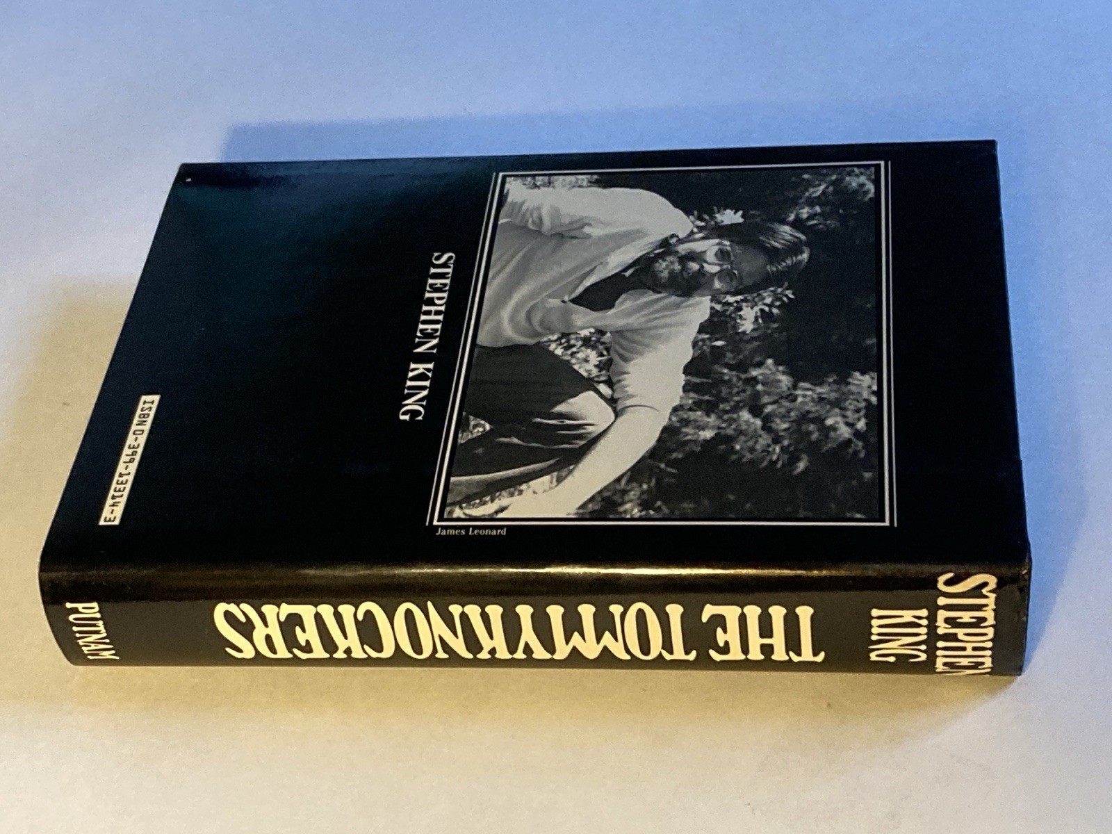The Tommyknockers by Stephen King; 1st / 1st, 1987, NF / NF Condition