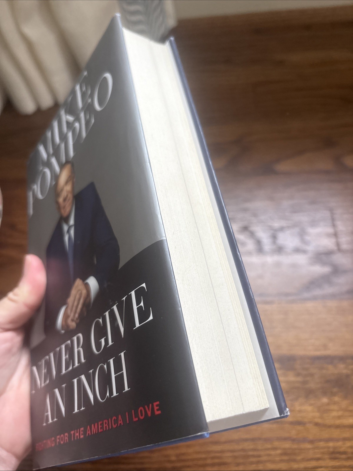 Never Give an Inch SIGNED Mike Pompeo 1st Prt / 1st Ed Hardcover