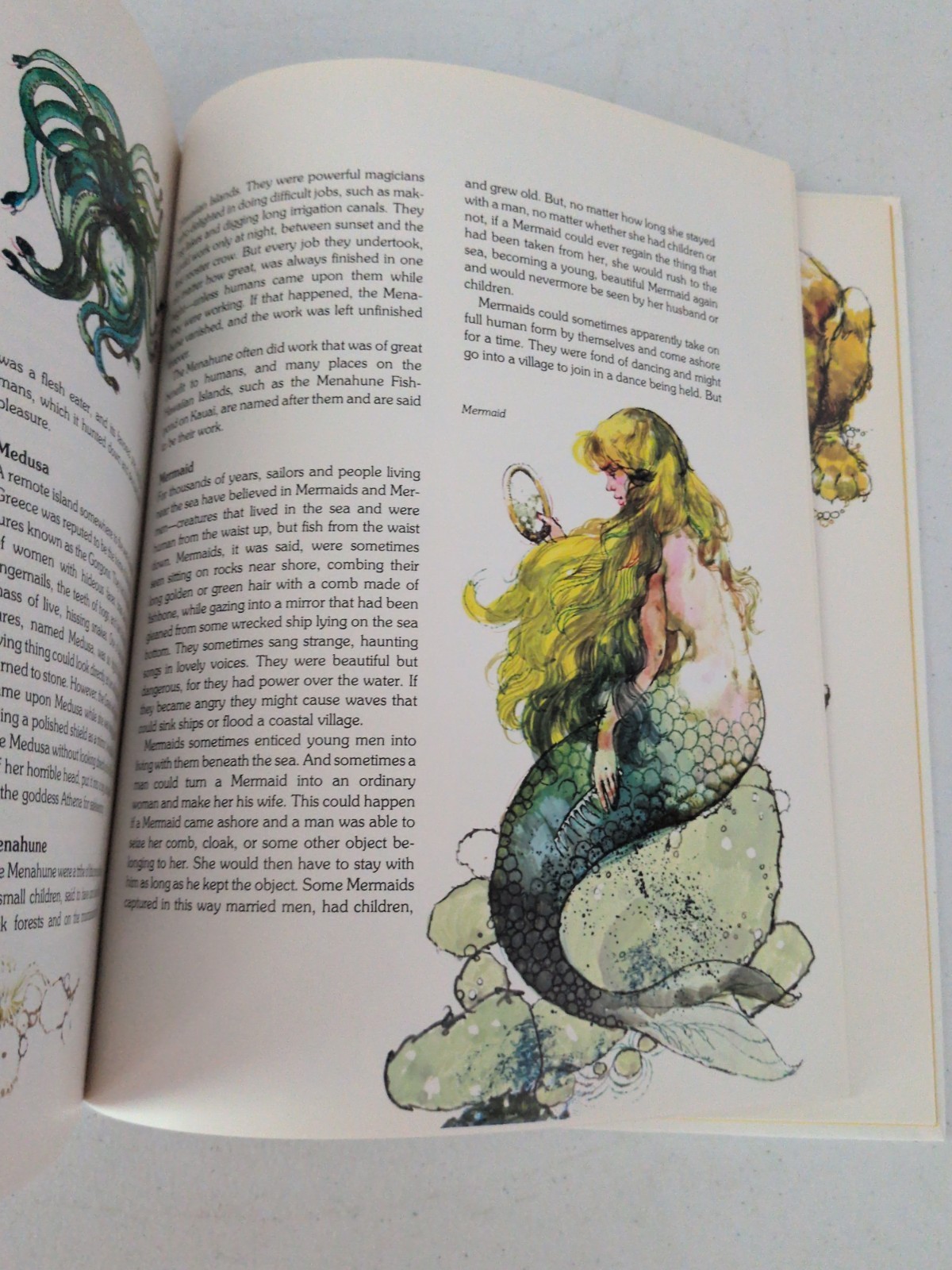 Encyclopedia of Legendary Creatures by Tom McGowen Illus. Victor G. Ambrus. Lib