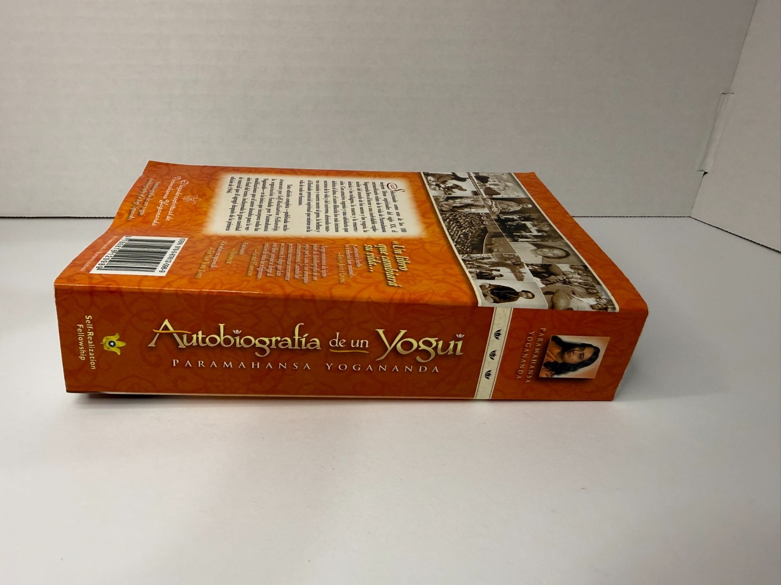 Autobiografía de un Yogui by Paramahansa Yogananda 2024 Spanish Paperback