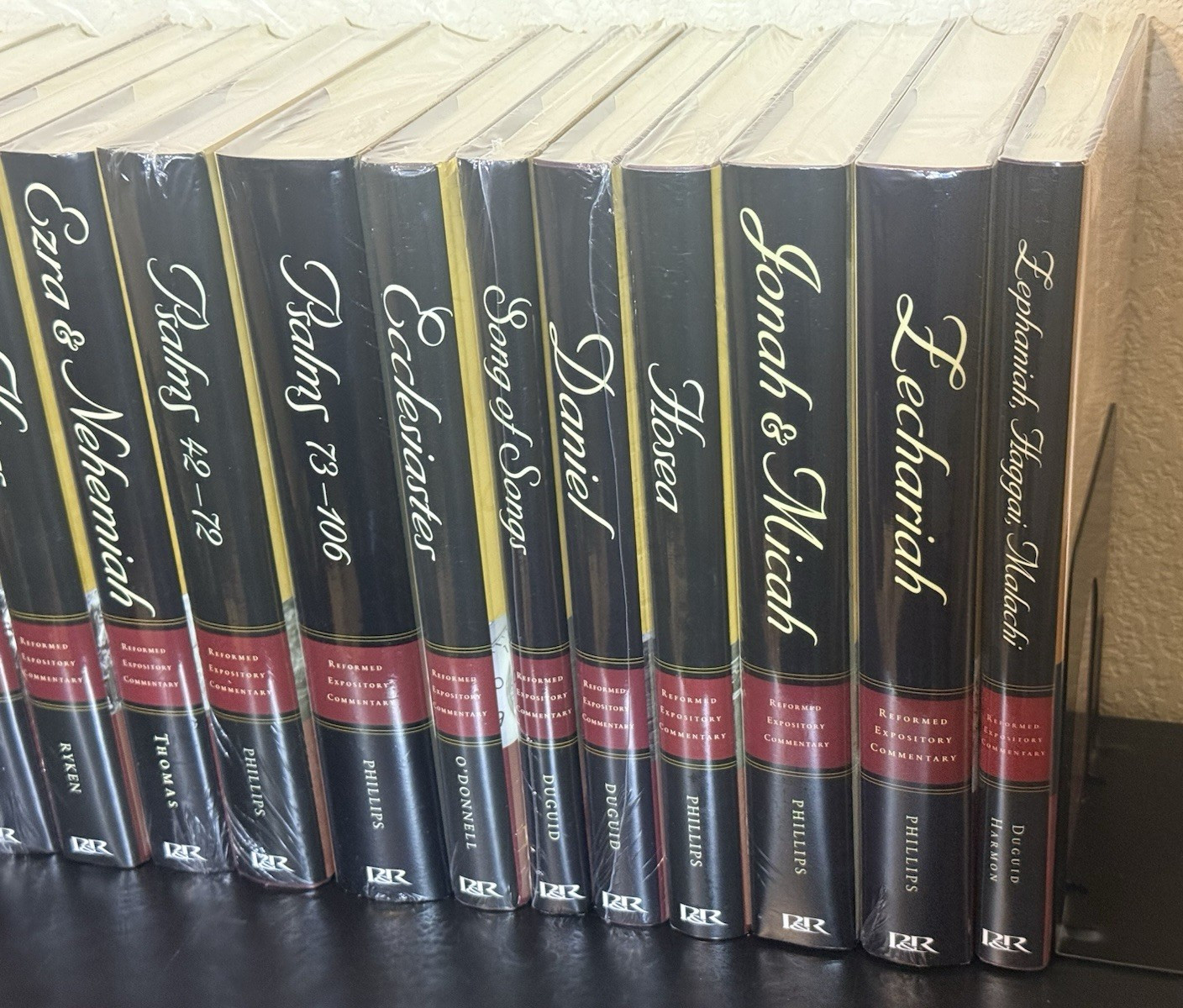 **New In Shrink Wrap** Reformed Expository Commentary – Old Testament Individual
